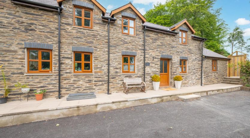 Photo of 3 Bed in Aberaeron