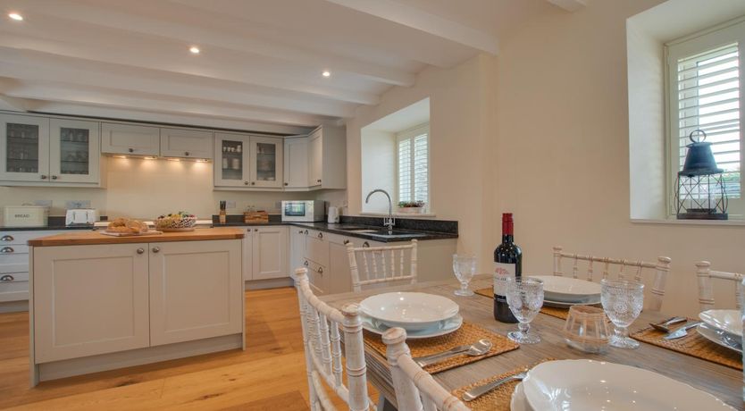 Photo of 4 Bed in West Down
