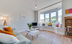 Photo of 1 Bed in Looe