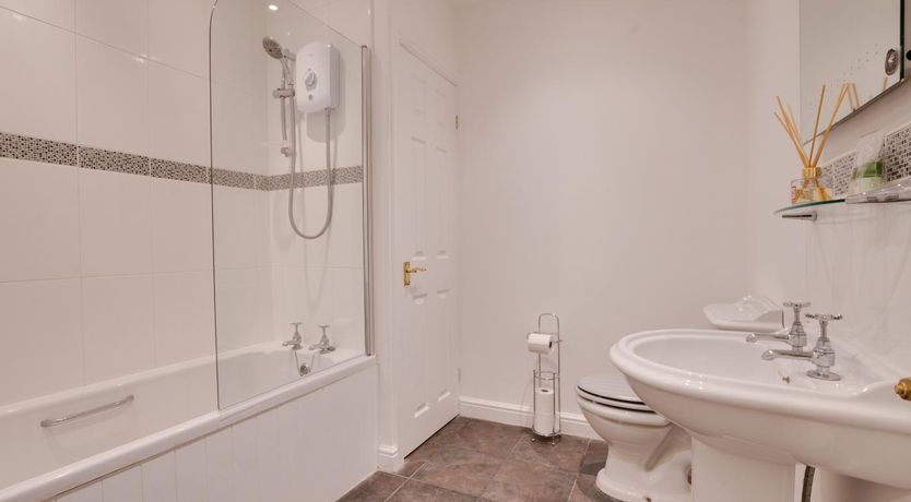 Photo of 2 Bed in Seahouses