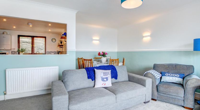 Photo of 3 Bed in Looe
