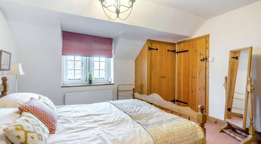 Photo of 2 Bed in Hope Valley