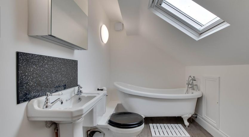 Photo of 3 Bed in Staithes
