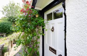 Photo of 3-bed-in-seaton-1