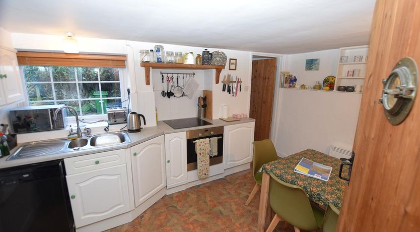 Photo of 3 Bed in Seaton