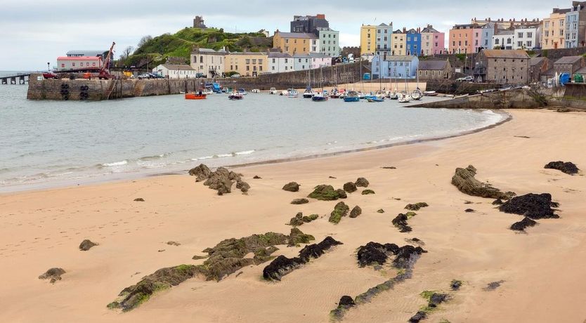 Photo of 2 Bed in Tenby