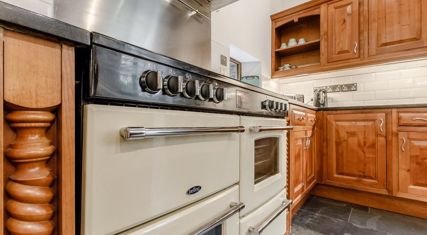 Photo of 6 Bed in Ilfracombe