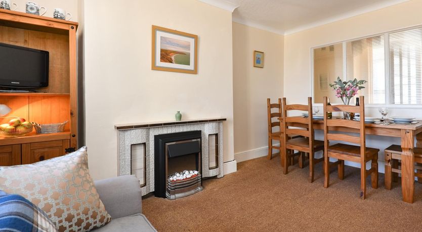 Photo of 4 Bed in Bwlchtocyn