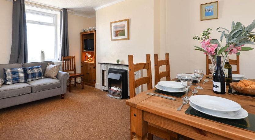 Photo of 4 Bed in Bwlchtocyn