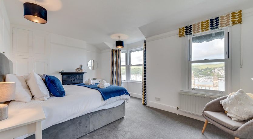 Photo of 2 Bed in Dartmouth