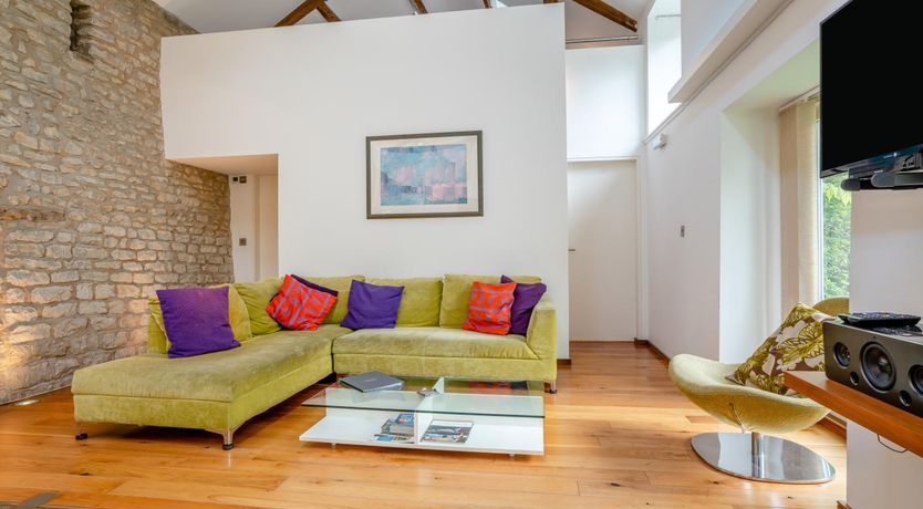 Photo of 3 Bed in Middleton