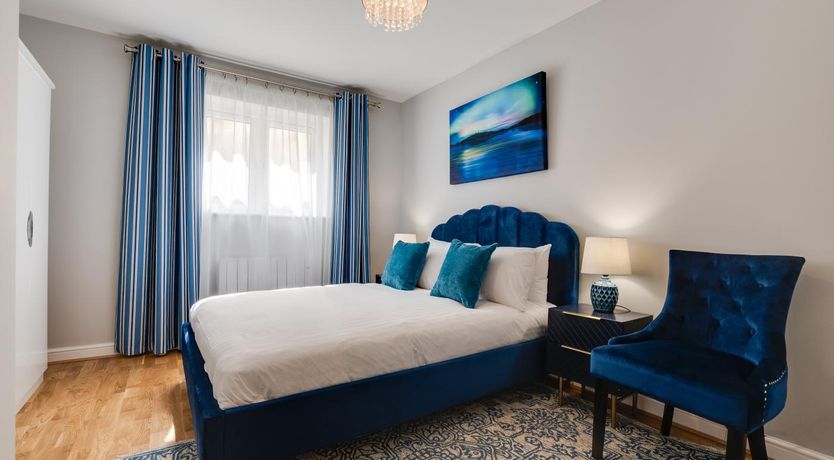 Photo of 4 Bed in Seahouses