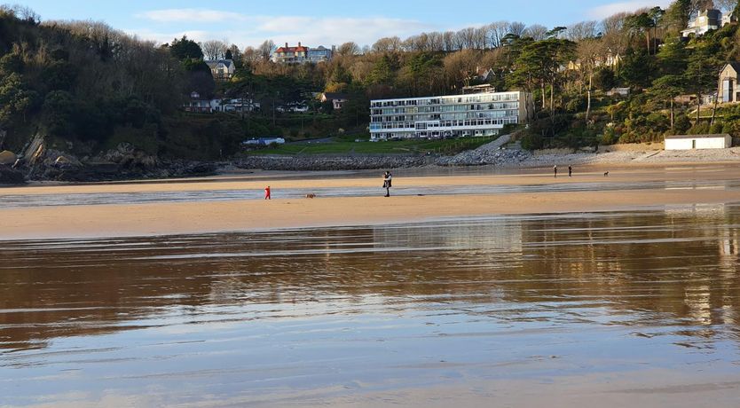 Photo of 2 Bed in Caswell Bay