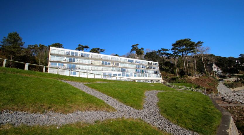 Photo of 2 Bed in Caswell Bay