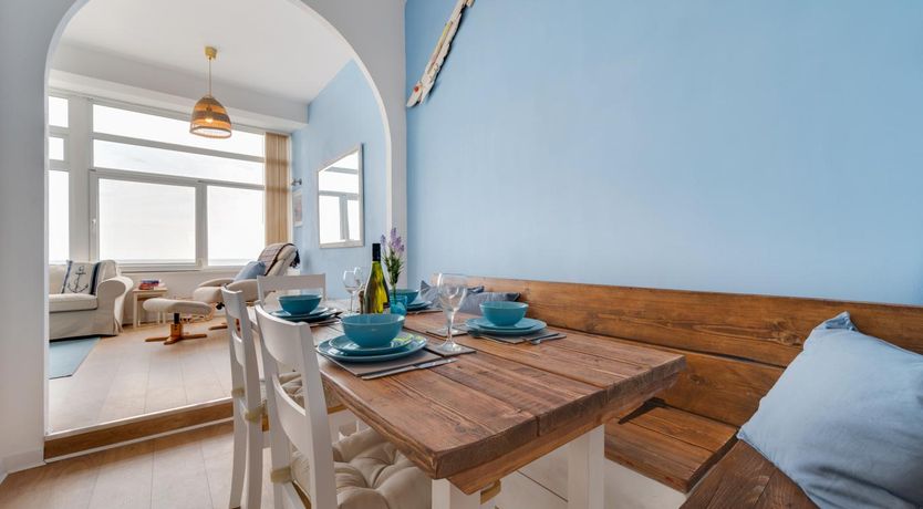 Photo of 2 Bed in Caswell Bay