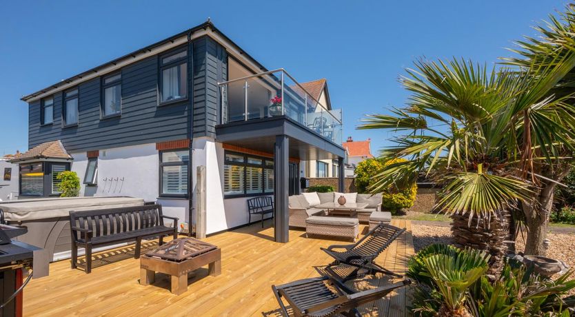 Photo of 2 Bed in Worthing