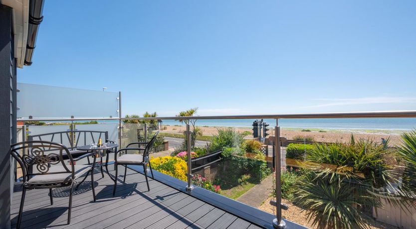 Photo of 2 Bed in Worthing