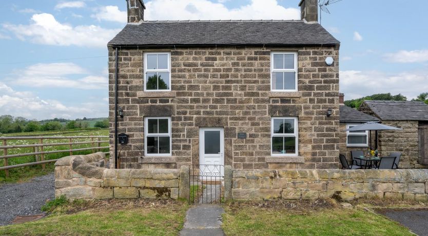 Photo of 2 Bed in Matlock