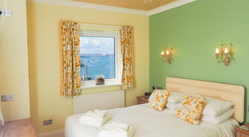 Photo of 3 Bed in Brixham