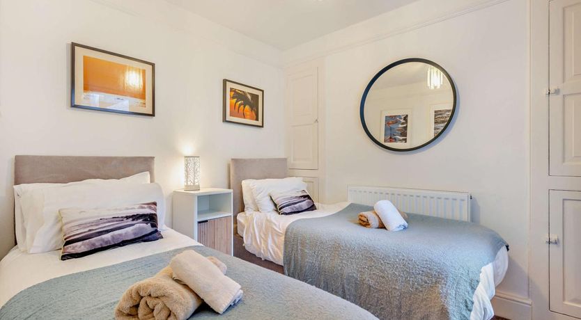 Photo of 2 Bed in Brixham