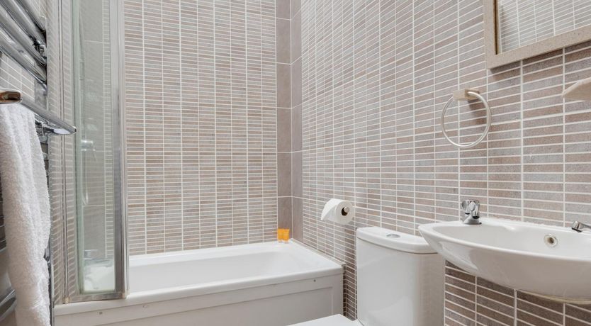 Photo of 2 Bed in Holt