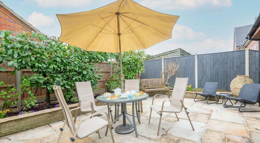 Photo of 2 Bed in Holt