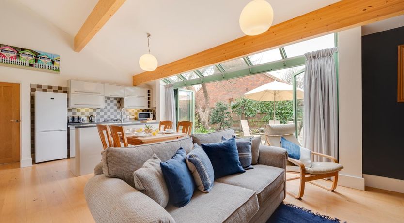 Photo of 2 Bed in Holt