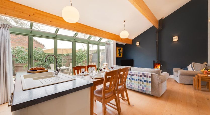 Photo of 2 Bed in Holt