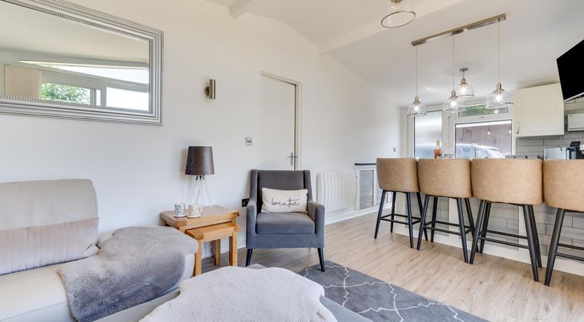 Photo of 2 Bed in Caswell Bay