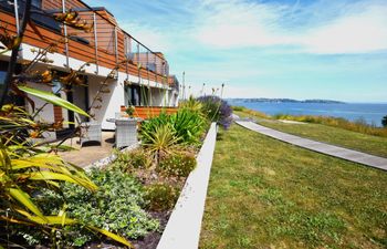 2 Bed in Brixham Holiday Home