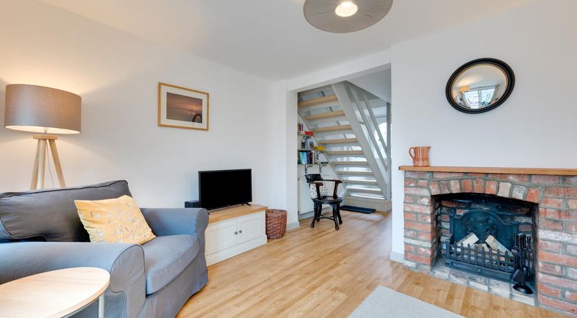 Photo of 2 Bed in Woodbridge