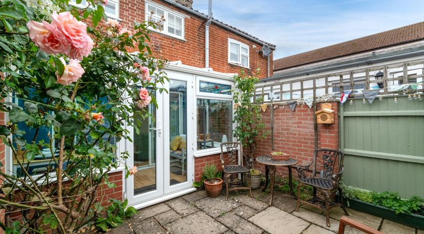 Photo of 2 Bed in Woodbridge