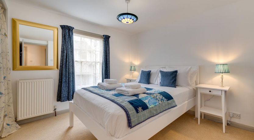 Photo of 2 Bed in Woodbridge