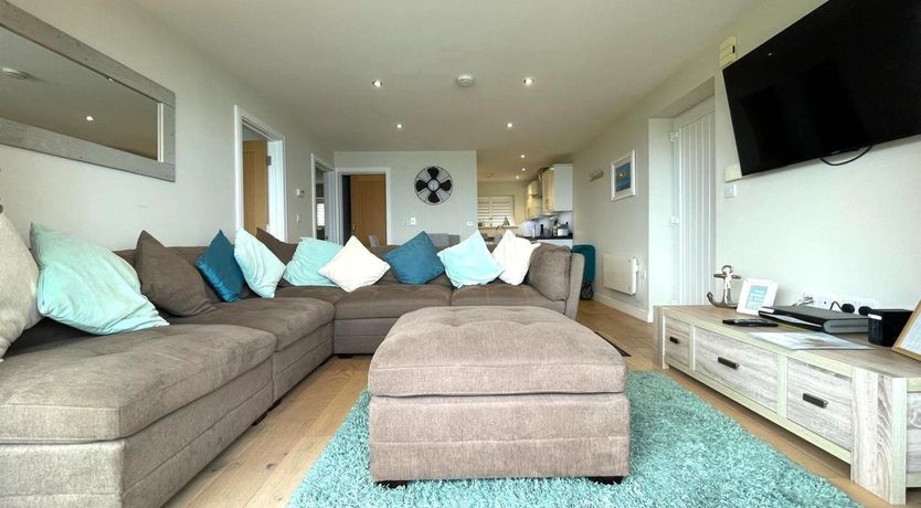 Photo of 2 Bed in Brixham