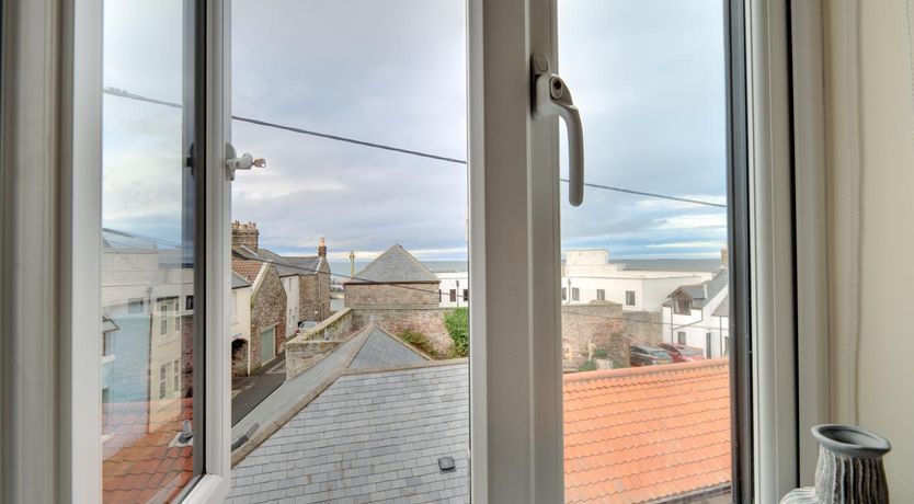 Photo of 3 Bed in Seahouses