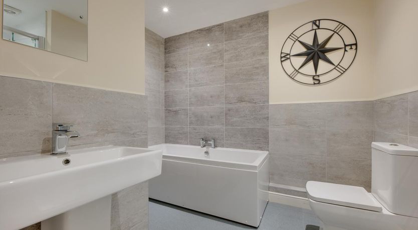 Photo of 3 Bed in Seahouses