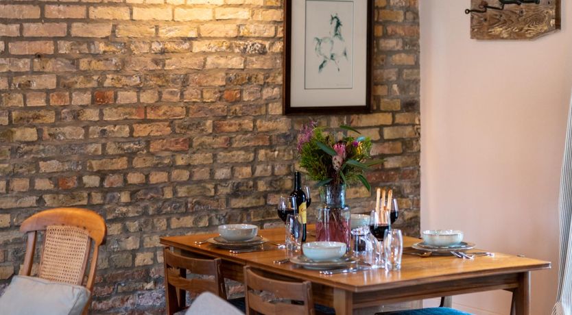 Photo of 2 Bed in Holme-on-Spalding-Moor