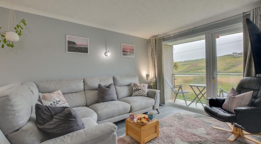 Photo of 2 Bed in Mawgan Porth