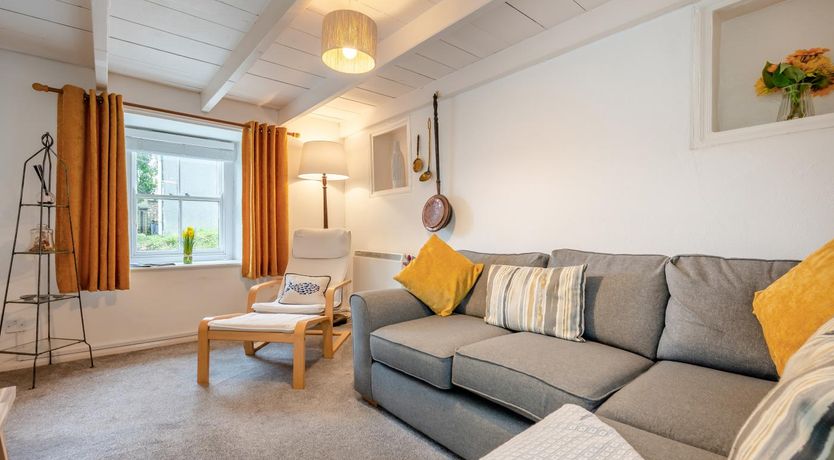 Photo of 2 Bed in St. Teath