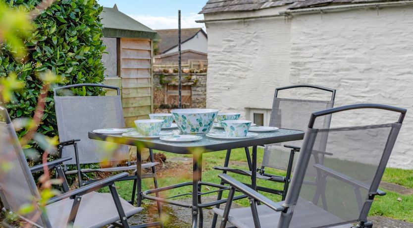 Photo of 2 Bed in St. Teath