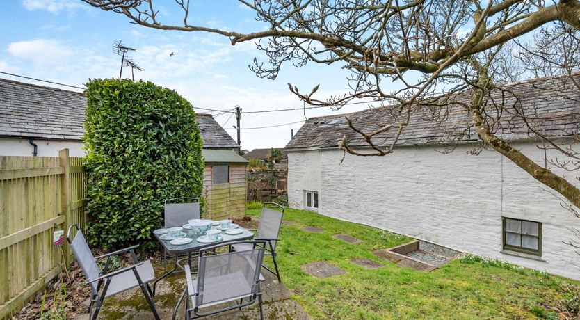 Photo of 2 Bed in St. Teath