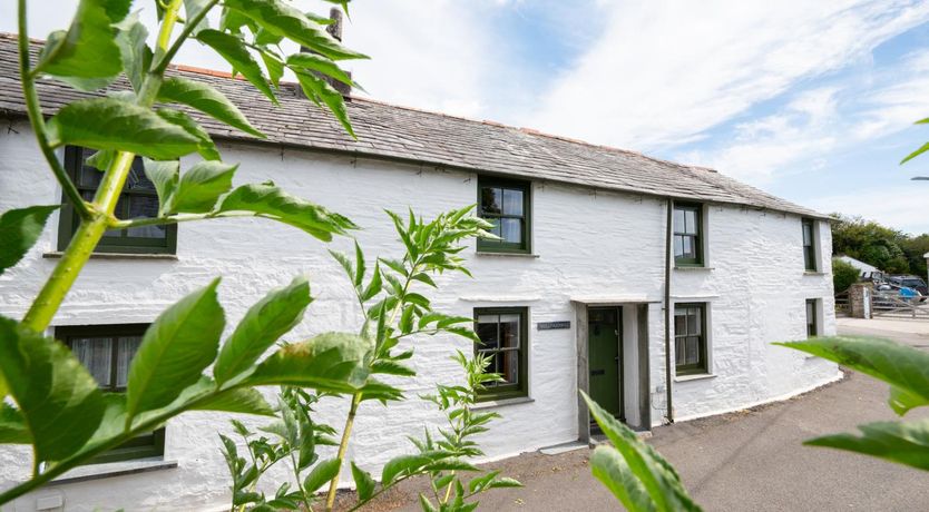 Photo of 2 Bed in St. Teath