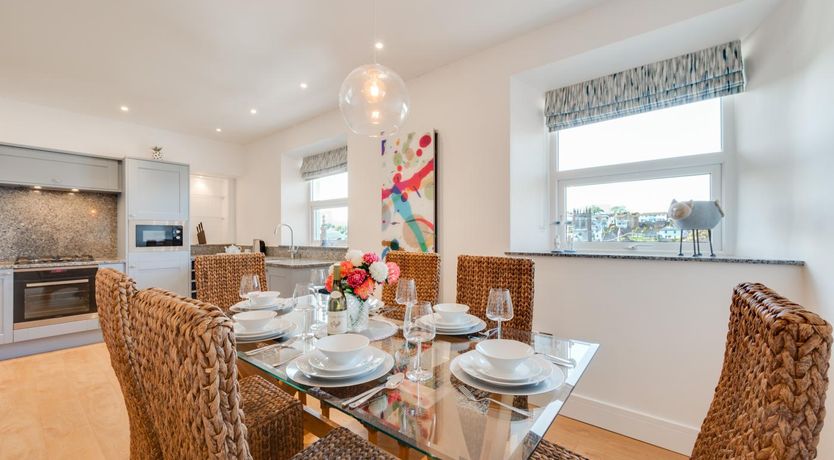 Photo of 3 Bed in Brixham