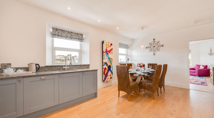 Photo of 3 Bed in Brixham