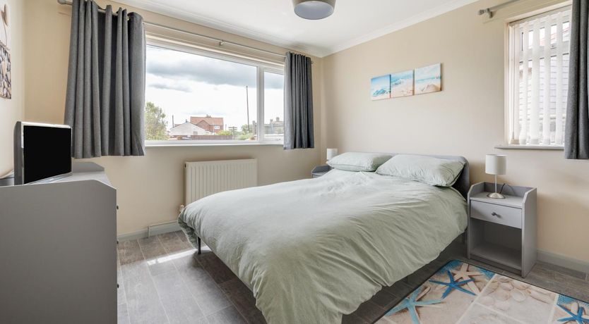 Photo of 3 Bed in Bacton