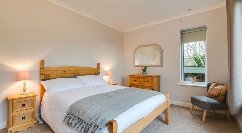 Photo of 2 Bed in Port Eynon