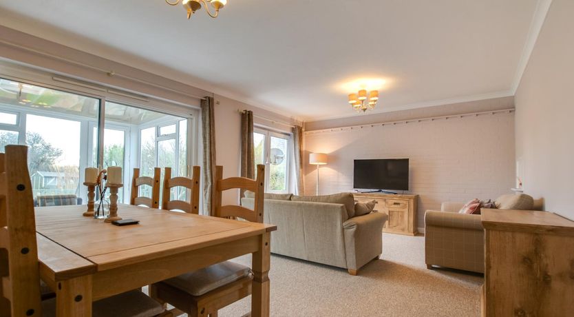 Photo of 2 Bed in Port Eynon