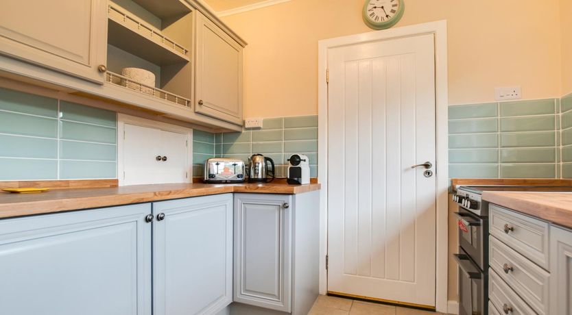 Photo of 2 Bed in Port Eynon