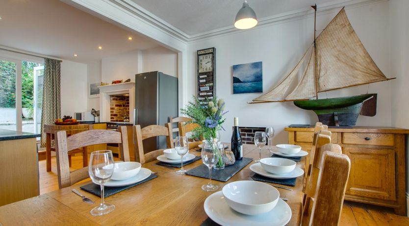 Photo of 4 Bed in Fowey