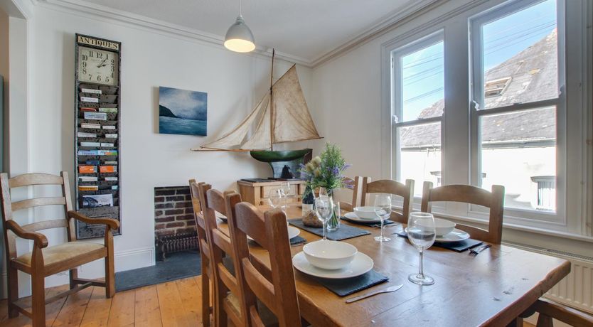 Photo of 4 Bed in Fowey